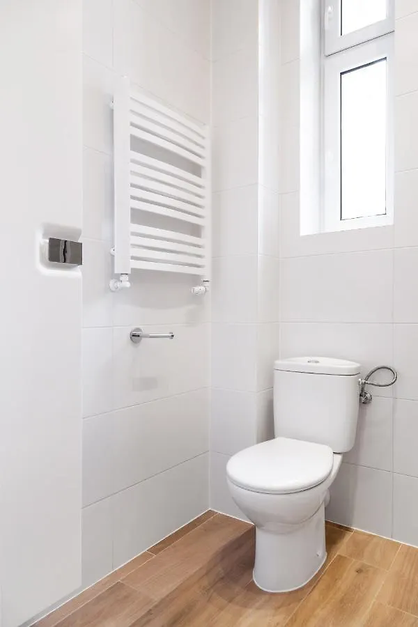Househost Apartment: Bonerowska 5/19 Cracovia 0*,  Polonia